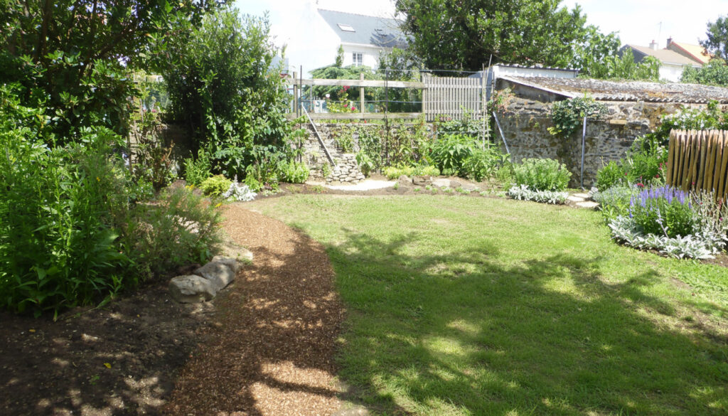 Jardin de ville Restructuré.
Projet Terrasalica